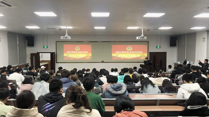成人职业教育在线教育细分市场：趋势与挑战并存