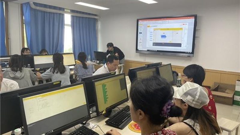 零基础如何选择二建网校？关键点解析